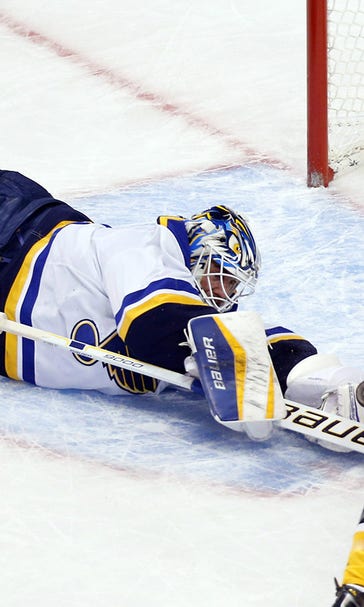 Blues get blanked in Boston despite Elliott's best efforts